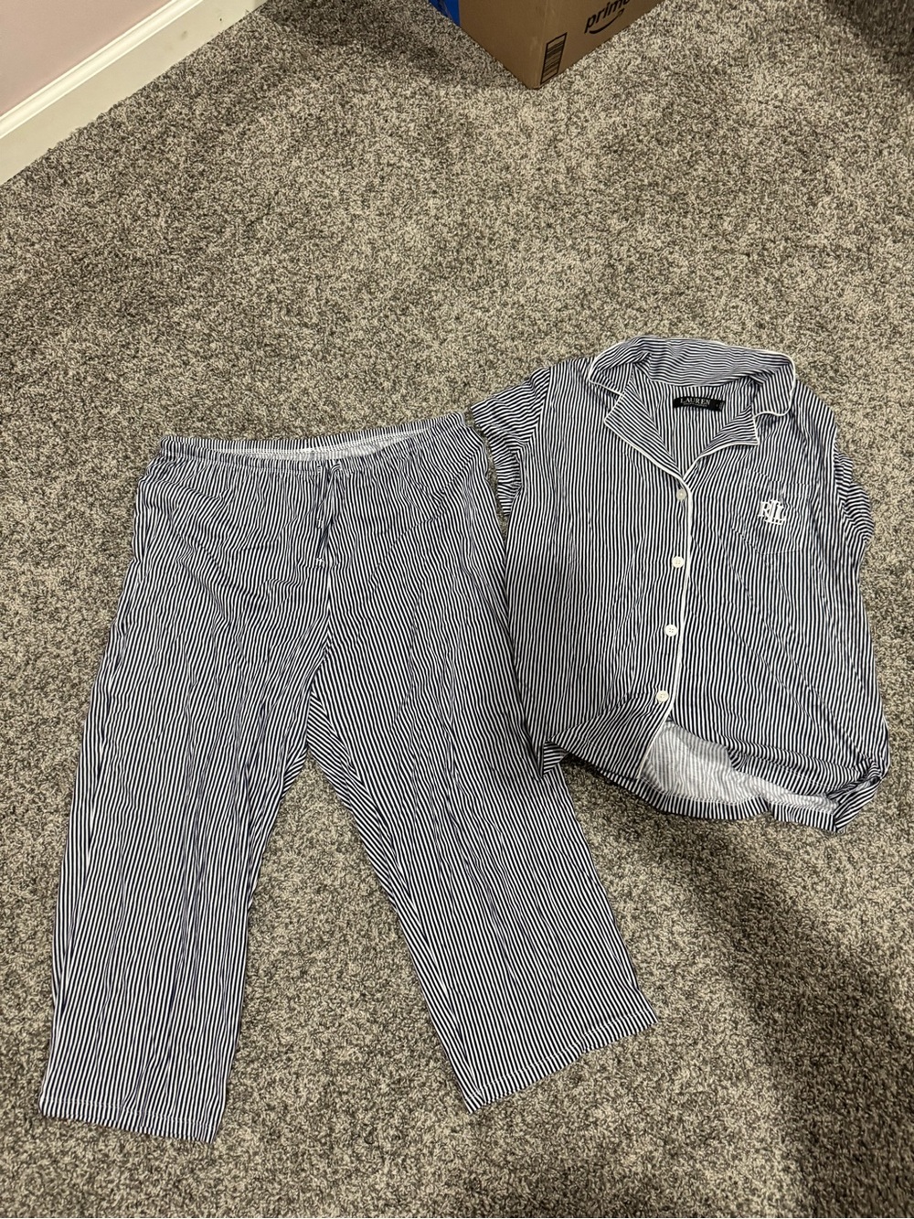 LAUREN Ralph Lauren Womens Pajama Set MEDIUM NavyBlue White Striped Capri Cotton